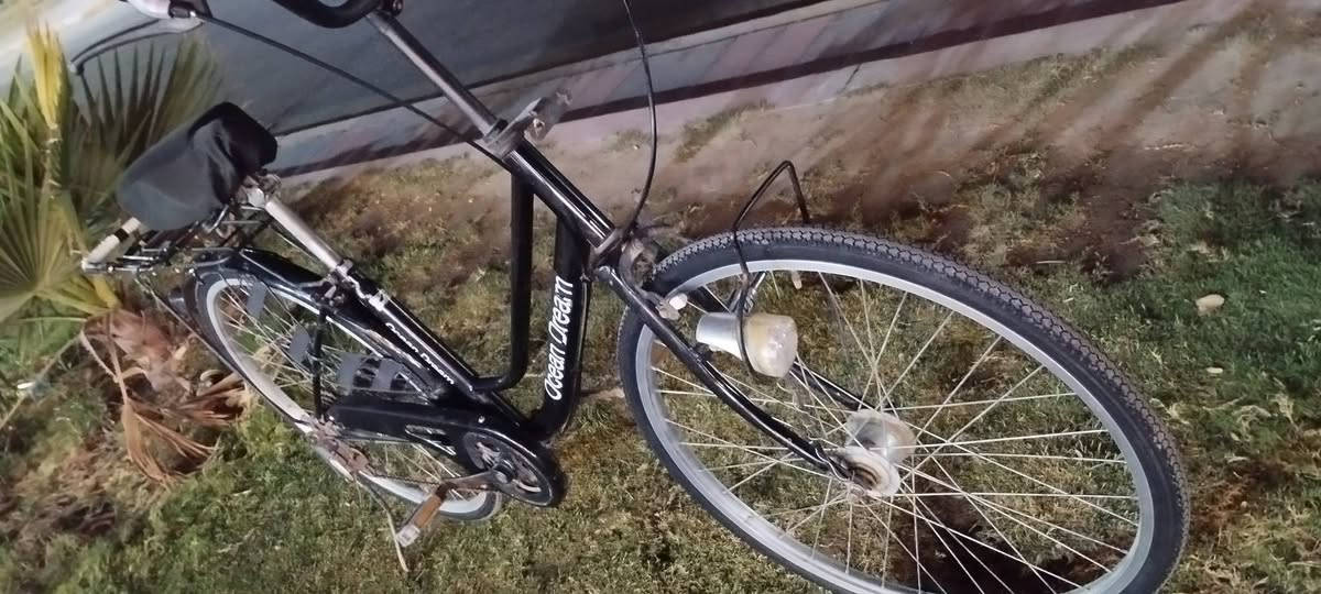 السلام عليكم 
باسكل للبيع حجم( 26 ) للبيع السعر 50 العنوان اطويريج الرجيبه الشراي يجي واتساب ‏‪0775 900 0438‬‏
