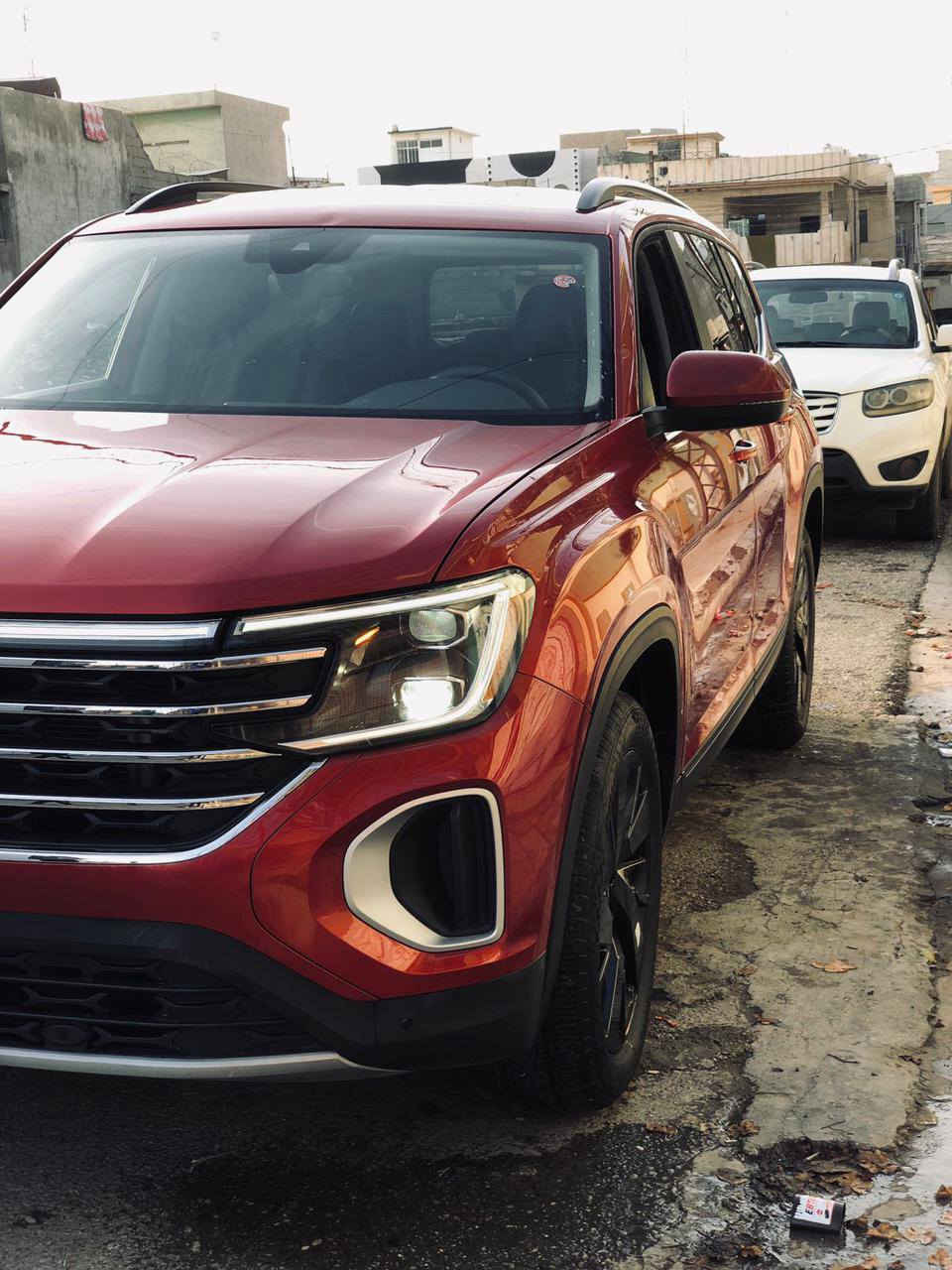 السلام عليكم اطلس ٢٠٢٤
بيع أو مراوس حسب القناعه
السياره فول مواصفات 
ماشيه ٩٠٠٠
مواصفات se معروفه 
سبعه راكب
العنوان موصل الأيمن 
رقم ***********
