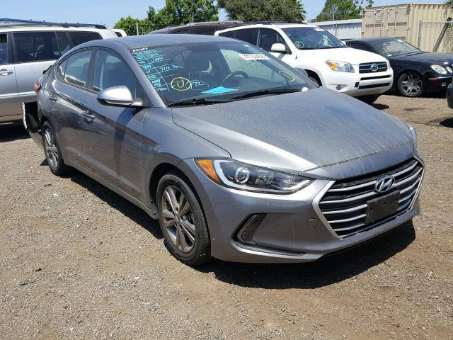 السلام عليكم
النترا للبيع موديل 2017 وارد أمريكي 
فول مواصفات تحكمات بصمه ابواب وتشغيل رادارات فول واحد ع واحد 
داخل بيجي شاشه بلاديه كاميرا دواره 
محرك 2000دوش 
كير AT المرغوب 
السياره مدوشمه عام ونضافه خير من الله ماشيه 126 الف رقم بغداد شرط التحويل حادثها مرفق بالصور 
السعر /118/وبيها مجال 
اتصال/*********** مكاني بغداد
رجاءا الموشراي لايتصل
