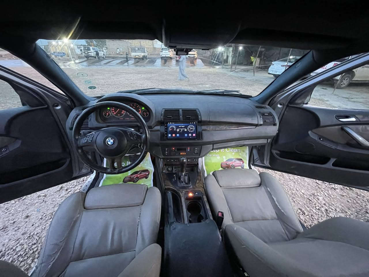 سلام عليكم BMW X5موديل 2005 رقم اربيل انكليزي مكينه ٦مسكر جاهزه مكينه كير حداديه تبريد كله جاهزه

مواصفات
فتحه بنوراما طكتين
كير عادي+اوتوماتيك 6نمر
كشنات كهرباء +خزن ميموري 
تدفئه كشنات +ستيرن
تحكم ستيرن جهتين
كشنات جلد
حساسات خلفيه
مري كهرباء
السعر90وبيها مجال قليل بيع او مراوس بكوري
مكان السياره الديوانيه قضاء الحمزه 

‭٠٧٨٣ ٥٩٣ ١٨٣٦‬
