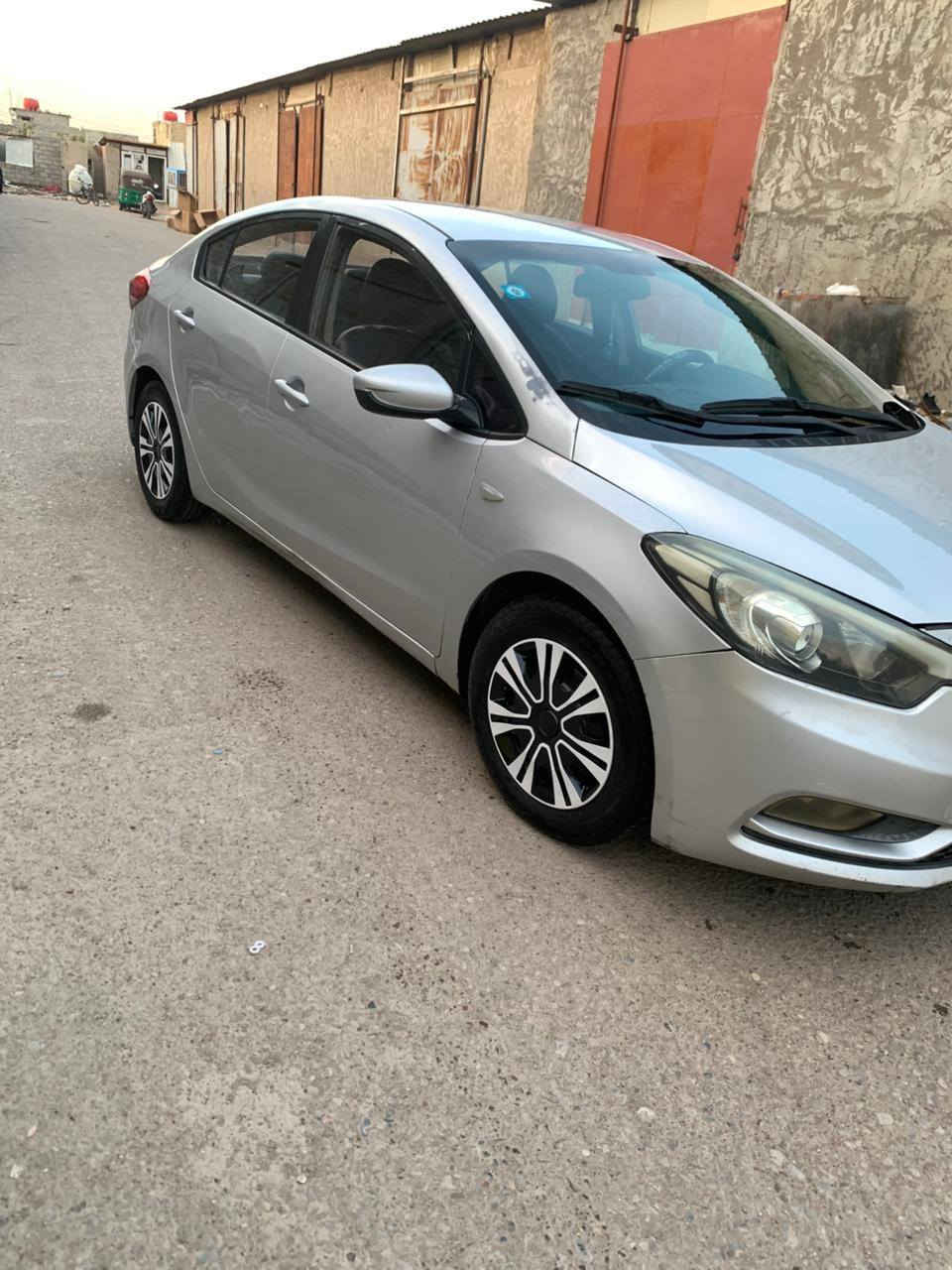 سيراتو بلااااااااش 2015 بغداد بسمي سيارة جديدة بمعنى لكلمه جاهزه من مولشي ب93ورقه قفل قفل سيارة مثل لعروس بلعافيه ع ياخذها سياره فووووووووول مواصفات مكاني بغداد جكوك وهذه رقمي ***********
