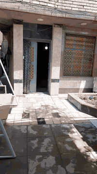 دار للبيع شهداء العبيدي الثانيه قرب جامع الأمامين العسكريين طابو ملك صرف مساحة ١١٤ الاتفسار يرجى الاتصال على رقم ***********
