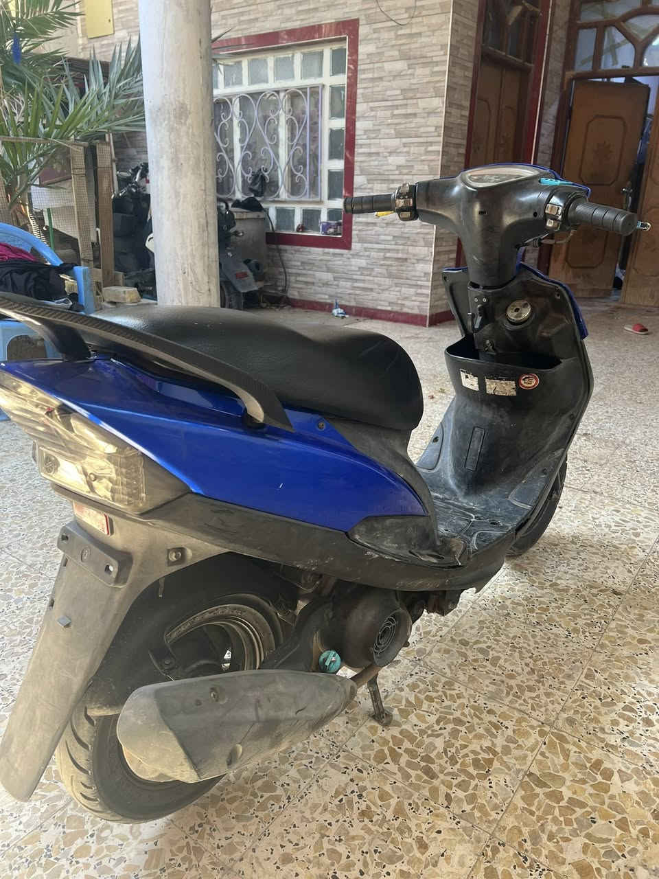 ماكس عدله للبيع دراجه حاويه كفاله عامه مكينه  دراجه شلعه ومعدل شرط دراجه  فولل خير من الله السعر850 وبيها مجال قليل 
دراجه نقصها بس فج مال بريك كدامي فقط فقط 📍📍
العنوان القرنه حي الجمعه 
***********ابوهاشم ✨
