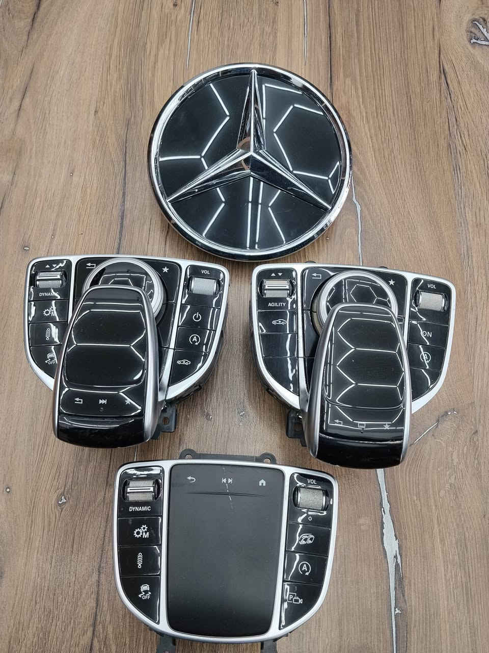 AUTO LAND
قطع غيار مرسيدس معسكر الرشيد مجمع المكارم
***********
