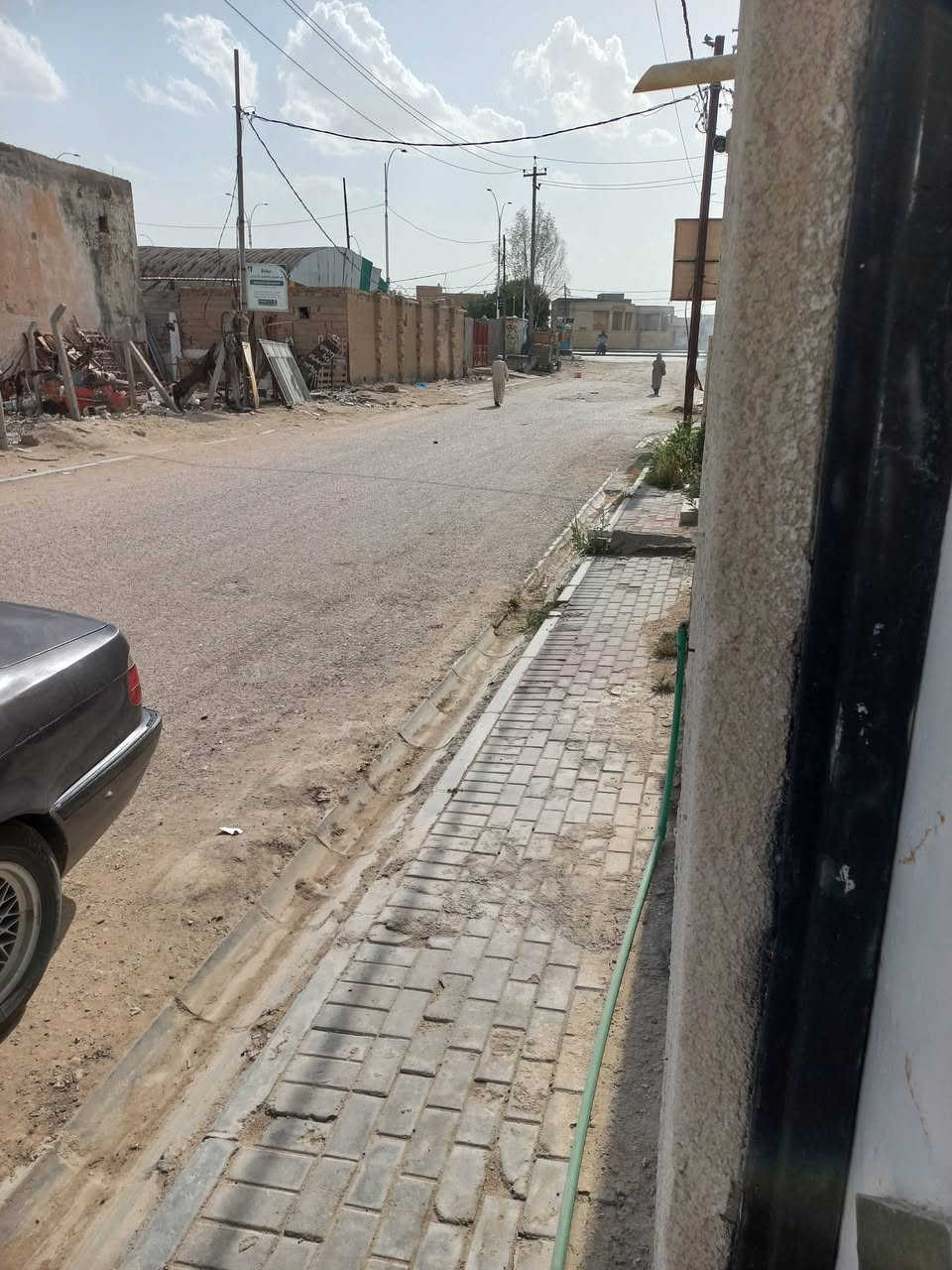 السلام عليكم بيت طابوو صرف بحي التاميم المساحه ٨٠ م مربع النزله الاولى ثاني بيت قريب الشارع العام مقابيل مدرسة الكرافانات لاستفسار على الرقم ***********
