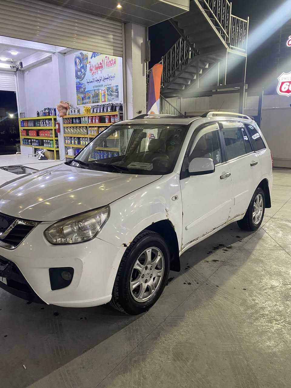 تيكو 13 للبيع
لون ابيض كما موضح
كير ومكينه خير من الله 
المكينه جديدة بتاريخ 2025/4
حساسات خلفية ✅
شاشة نوعية ممتازة كاربلاي 🖥️✅
زوج سماعات جديد 🔊✅
تدفئة كشنات ♨️✅
تبريد ثلج ❄️✅
تحكم مري ✅
سيارة بأسمي تحويل ثاني يوم 
سيارة كاملة ما ناقصها شي 
عدا الحدادية تحتاج ترتيب 
السعر :59 بيها مجال بسيط للشراي 💵
المكان البصرة 
 📞***********
