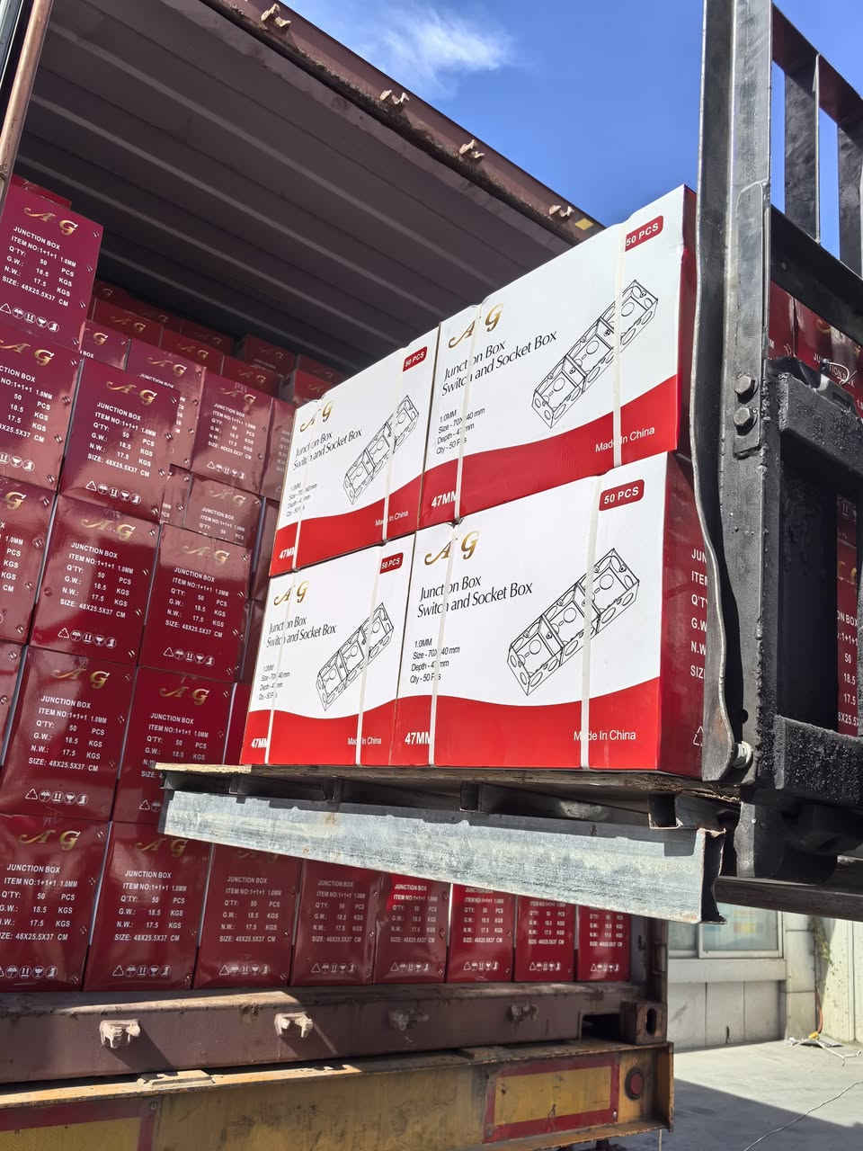 زبائنا الكرام وصول وجبة جديدة من بـــــــــــــوكس حديد عميق 1 ملم ثقيل ماركة AG ....
احادي (100)
ثنائي (50)
ثلاثي (50)
رباعي (50)
موقع الشركة_ بغداد_الشورجة_عكد النصارى
للتواصل والاستفسار الاتصال على الارقام التالية 
⬇⬇⬇
🟨 للأستفسار يرجى الاتصال على أرقام الشركة 
📱📱📱
***********-***********
0790 179 6234-***********
◼لمعرفة جديدنا يمكنكم الانضمام الى...
◼قناتنا على التلكرام 
https://t.me/ALIALGBOURY
◼صفحتنا على الانستكرام
https://www.instagram.com/ag_electric_company...
AG
