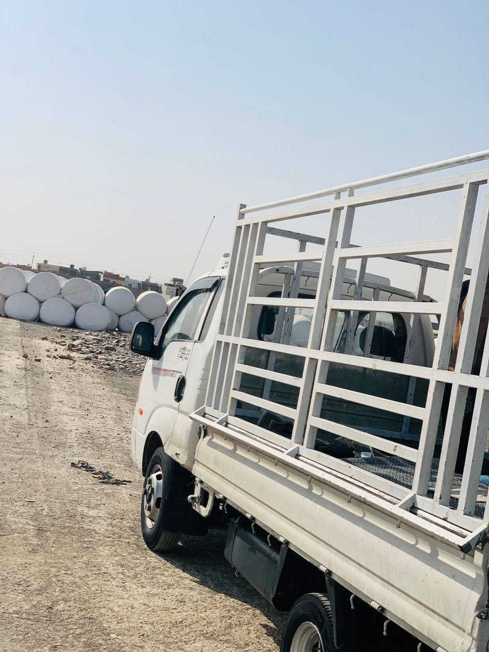 کیا ٤٠٠٠ ادوات
مكان اربيل سيارة ما بيها نقص بس البريك ما بيها شرط مكينة و اكسل و كير.
70 ورقة و بيها مجال لطيبين

***********

***********
