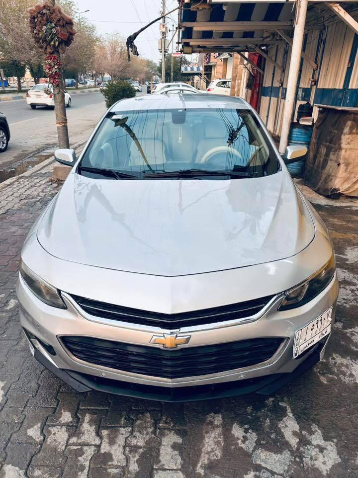 سلام عليكم للبيع مستعجل
شفروليه ماليبو (2018)
لون سلفر

دواخل لونين أسود وبيجي

ماشيه 122000 ميل

الحادث

موضح بلصوره 

+الجاملغ نصبغ ولبنيد رش بدون اي ضربه

المواصفات

كرسي السائق كهرباء

تدفئة وتبريد شغال

مثبت سرعة

شاشة كبيرة تدعم أبل كاربلاي

إشارات مرايا

تخم تاير جديد
باتري جديد 

لسياره صايرتلها ادامه كامله 

تجي تشغل وتروح

المحرك والكير والشواصي مكفولات

حجم المحرك 1.5 توربو

رقم السيارة كربلاء تحويل شوكت متريد

مكان السيارة كربلاء

السعر 95$ وبيها مجال 

مكاني: كربلاء

للاستفسار الاتصال على: ***********
