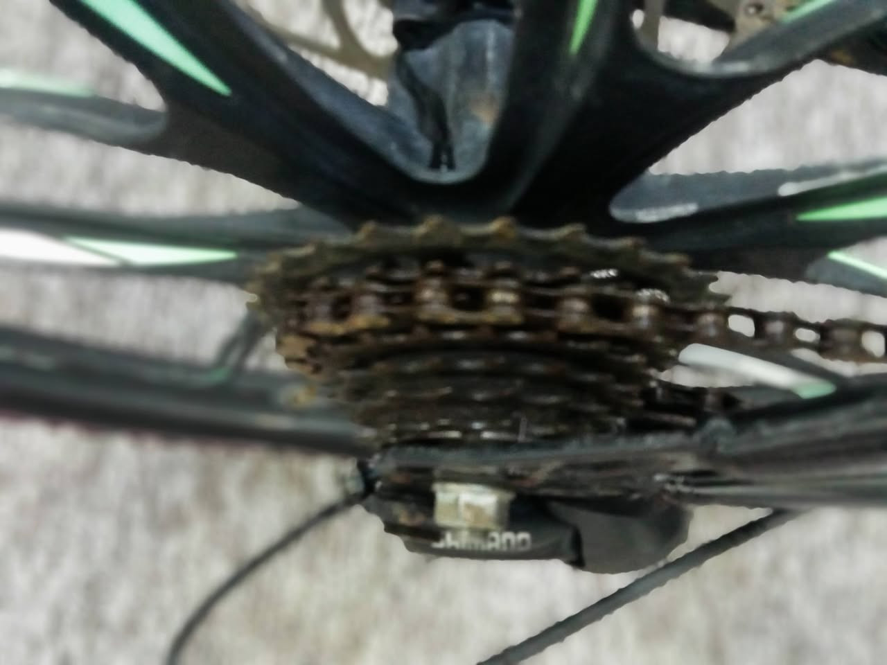 سلام عليكم بايسكل للبيع ياباني البايسكل نضيف حيل ابريك امامي خلفي كير تاير ات جدد صدرامامي شغال حته مطاره بيه البايسكل شوفت عينك السعر 150 الف و بي مجال حك الجيه المكان بغداد طالبيه الستفسار ***********
