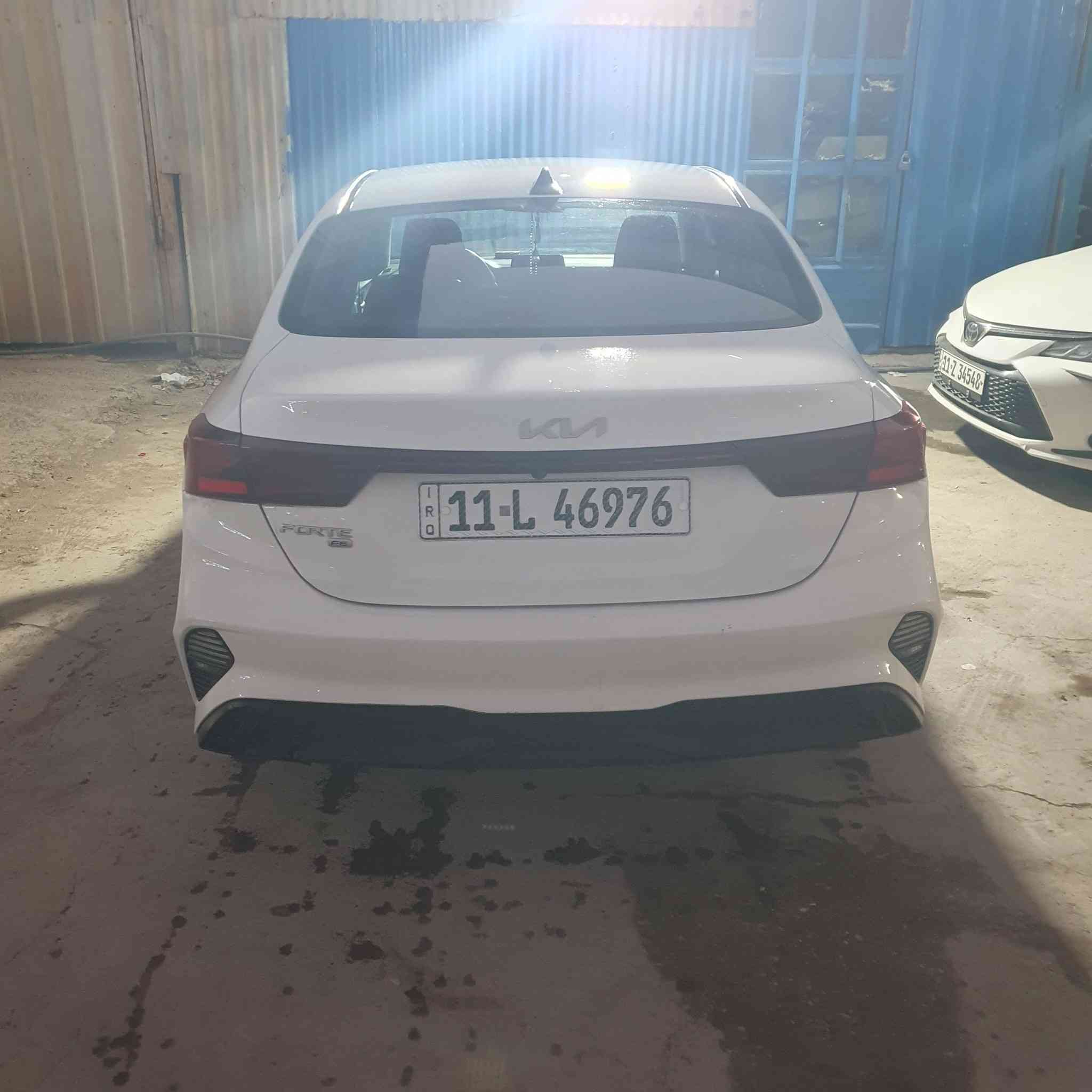 السلام عليكم كيه فورتي 23 نص فول كير مكينه مكفولات ايرباك بس الدركه ليبل واحد بس البنيد مرشوش وبيها بارد بالحافه بالباب ولبنيد السعر153$الاتصال ع رقم *********** بي واتساب
