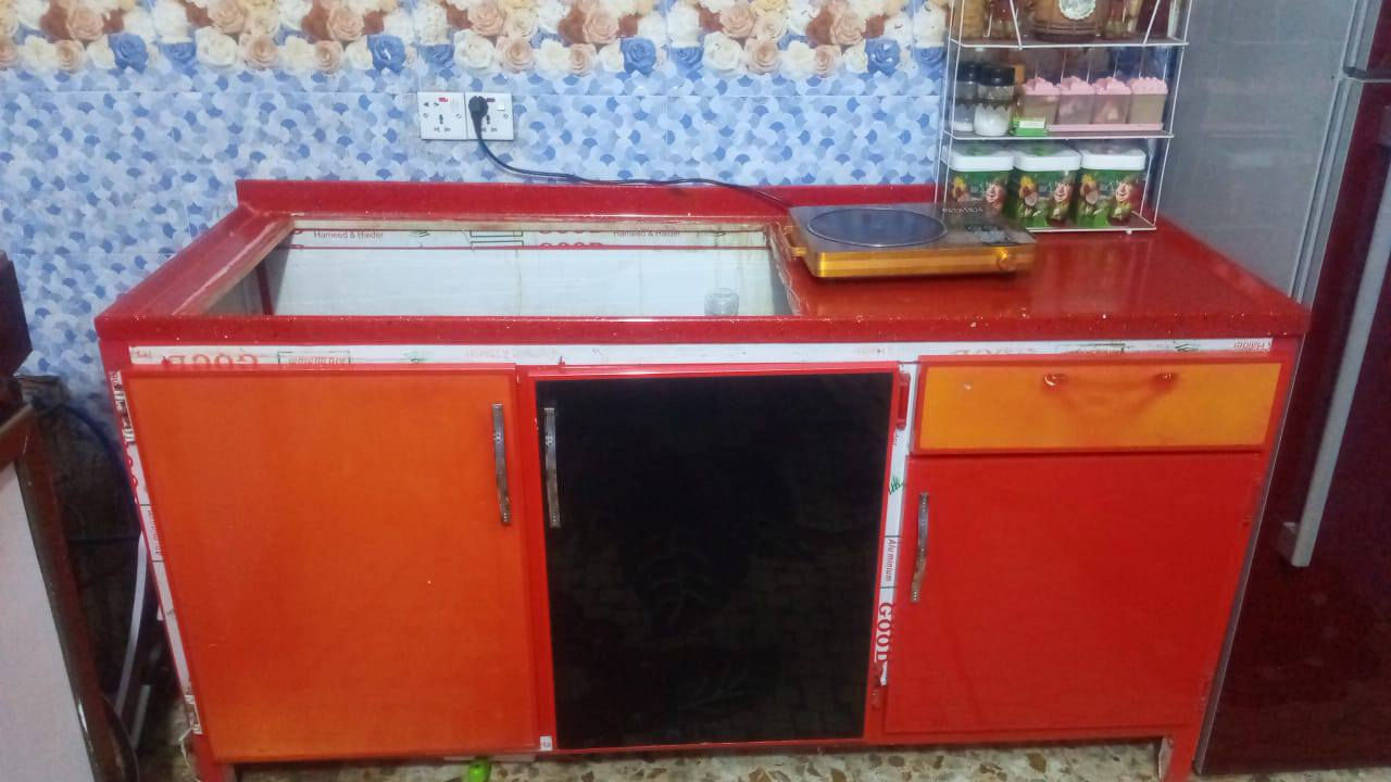 أغراض للبيع شغالات ع فحص مكان شعب نهايته الفورتات يوجد توصيل ***********
