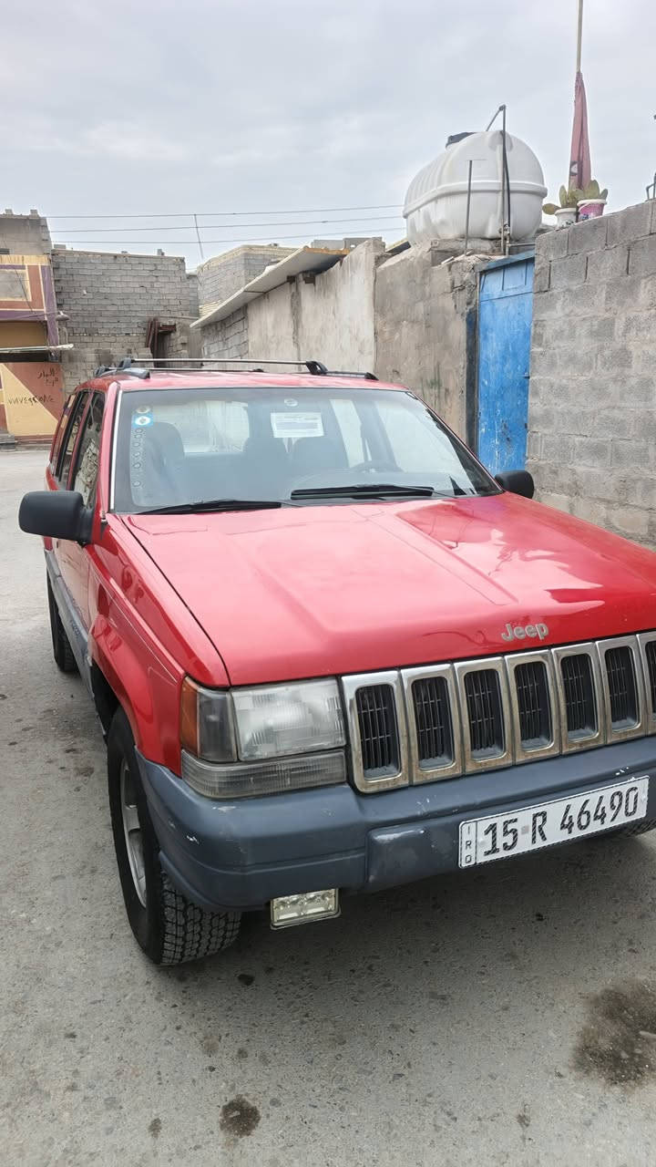 السلام عليكم جيب شيروكي 96 بأسمي سنويه لل 31 السياره جاهزه گير ومكينه حاويه تخم تاير فول كهربائيات كلهاا شغاله وضفيره بلاد جام اربعه كهربائي غرفه جديده السياره مكفوله من الضربه شرط تراي فول منضومه زنون السعر 60 عنواني بغداد حي النصر ***********
