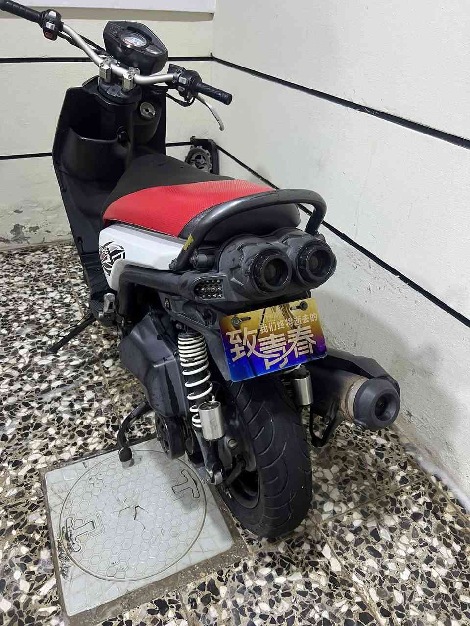 سلام عليكم سكنس جبلي للبيع دراجه علئ حالت البلاد دراجه نضيفه بيه تخم كلجات ومكينه نضيفه مامفتوحه ودهنه موتل احسن دهن للستفسار التواصل واتساب ***********مكاني الحسينيه الراشديه
