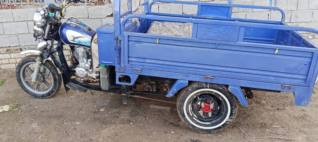 سلام عليكم ستوته للبيع مديل 23 مكينه 25 نضيفه اوراق اصولي مكاني دغاره السعر خاص  ***********
