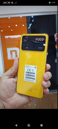 بوکو اکس 4 پرو • ٢٥٦ • شاشة مبدلة