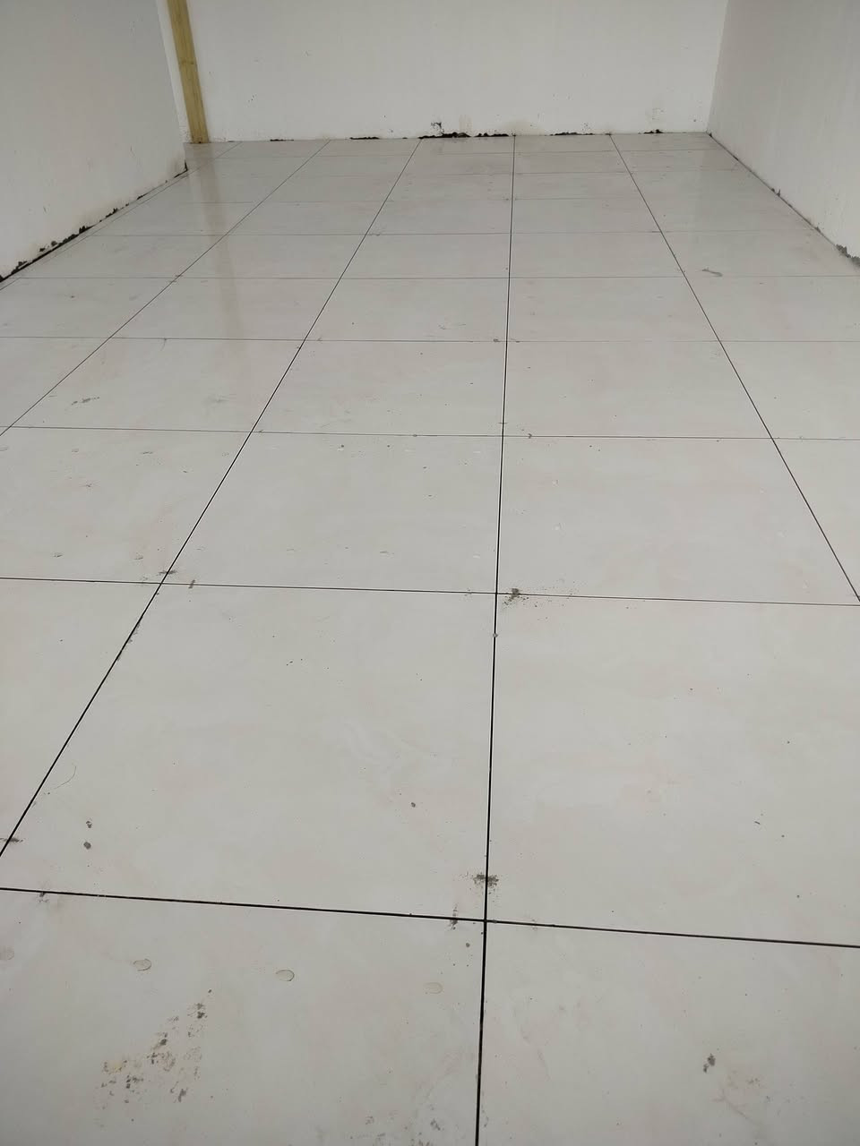 خلفه سيراميك بورسلين كاشي شقل درجه اولى ***********
