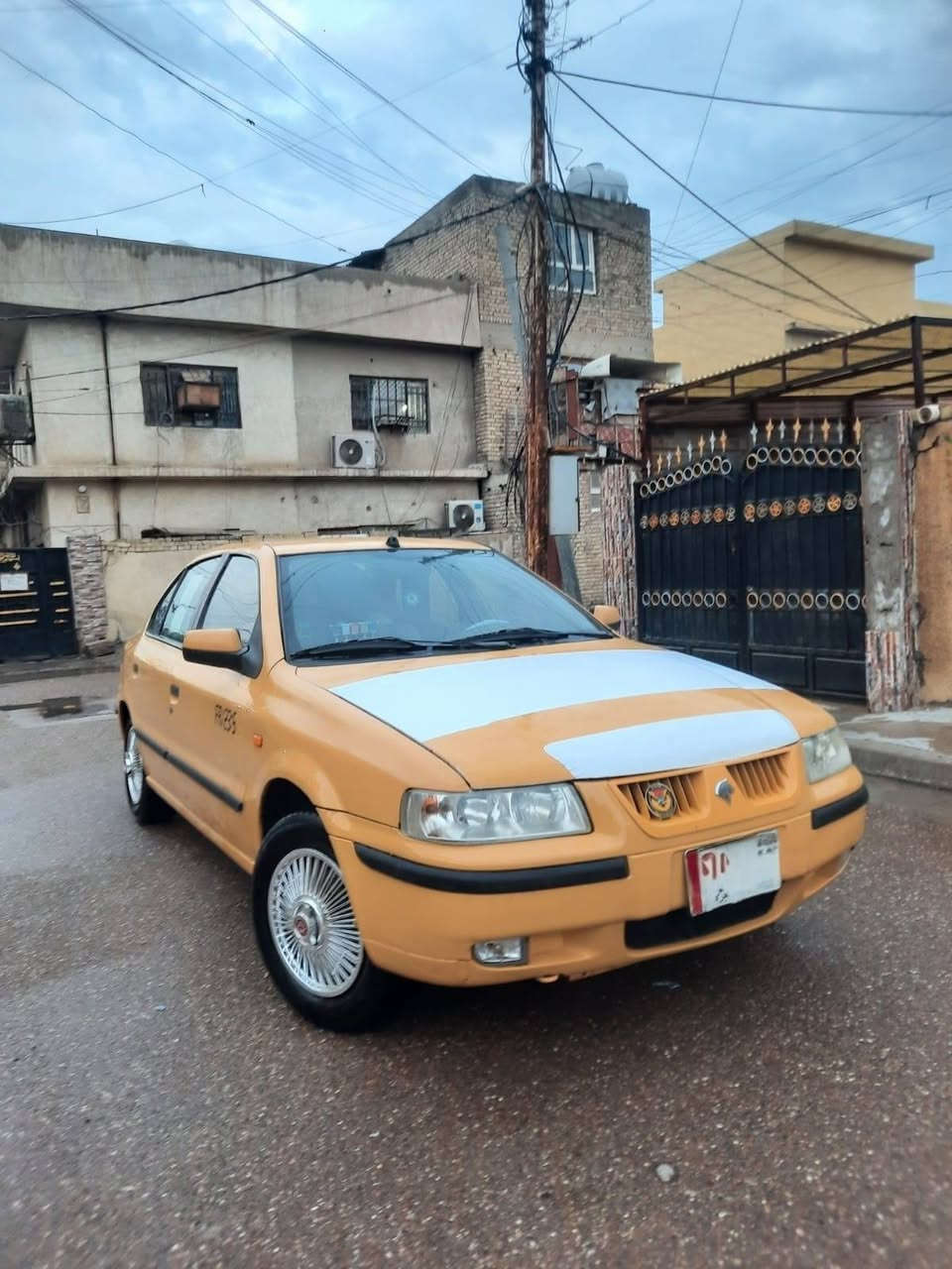 سمند ناطقة موديل 2011 رقم بغداد مشروع وطني مصغرة هيئة وغرامات محرك وكير مكفولات  جاهزة السيارة بدون اي ضربة فقط بيها صبغ جاملغ امامي والباقي شوف سيارة نضيفة وجاهزة مال جناي تحويل مباشر مكاتبة مرورية وتحويل السعر 38 وبيها مجال قليل للشراي مكان السيارة بغداد الاتصال ***********
