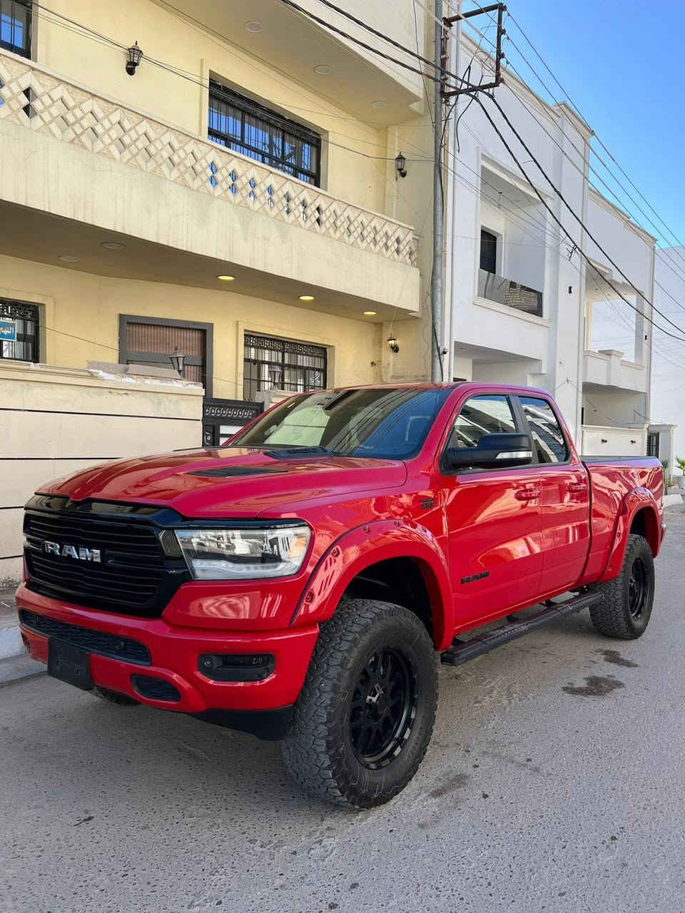 سلام عليكم خوان دوج رام 22فول عده فتحه ماشيه 20حقيقي علو بلد من امريكيه مرقمه بسمي رقم بغداد بيع 35الف دولار مراوس او بيع ترهم شعدك رسلني وتساب اواتصل هلا هذ رقم ***********ضرار ربع بنيد وخشم جملغ فقط صور حدث موجوده وسونر موجود ترهم سيارتين مومشكله
