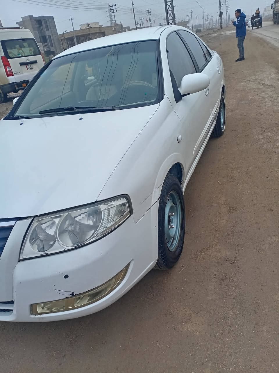 السلام وعليكم
نيسان سني للبيع ٢٠٠٨
رقم واسط

سدر خلفي امامي جديد
مشط جديد
تخم تاير
السعر ٨٥
***********
