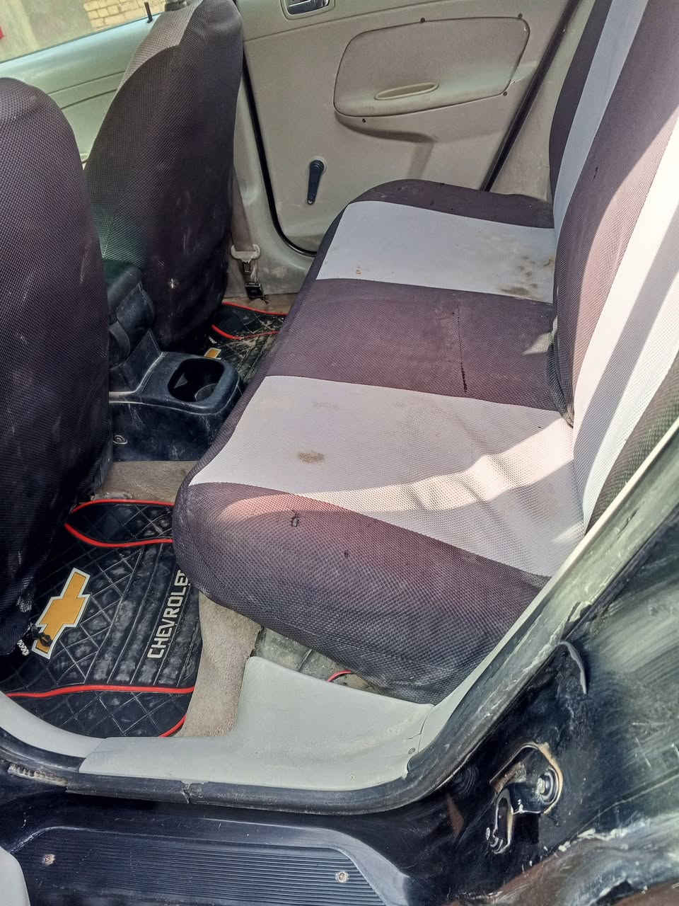 للبيع كوبلت 2007 رقم بغداد باسمي سنويه ل 27 مكينه وكير جدد اوتوماتيك جاملغ وصبغ حزام فقط كهربائيات كلها شغاله تخم تاير جديد حداديه جديده سياره جاهزه كل نقص ما بيها السعر 35 وبيها مجال مكان السياره ناصريه مركز المدينه مكلف بالنشر الشراي يتصل على الرقم فقط لا حد يعلق رجاء***********
