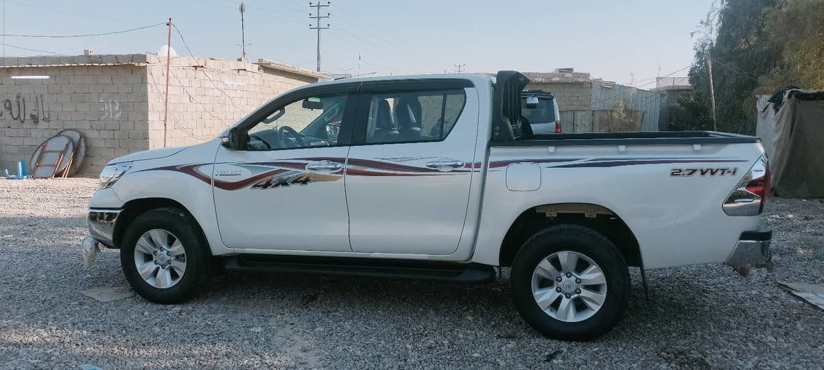 بيع هايلوكس موديل 17 اوتوماتيك تبريد امامي خلفي المواصفات معروفه المكان النجف الاشرف او مراوسه به جارجر ابيض للاستفسار اتصل على الرقم التالي ***********
