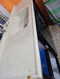 سنك كبير للبيع مرمر اصلي بي بابين مكسورات بسبب النقل من الداخل نظيف جد...