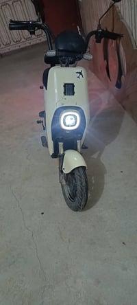 باسكال شحن للبيع كامل بطاريات جدد دبل سويج دبل بصمه تشغل عن بعد الشراي...