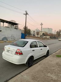 أفيو • أوتوماتيك • ٢٠١١