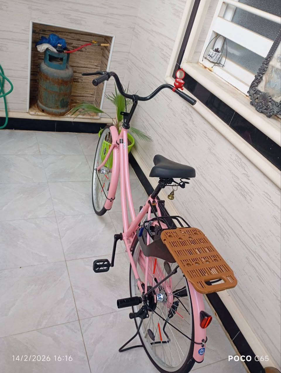 سلام عليكم عيوني بايسكل بي دي 🎌البيع الباسكل مديل 21 نضيف السعر200 وبي مجال مكاني الناصرية المركز 🪾


**إذا كنت صاحب هذا الإعلان وتريد حذفه لأي سبب، رجاءا أرسل رسالة إلى الدعم الفني**