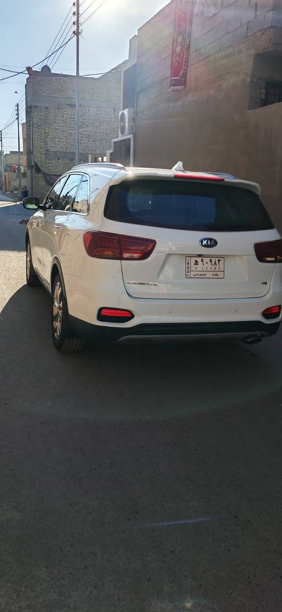 كيا سورنتو 2020 خليجي ( كفاله عامه )
رقم بغداد   تحويل مباشر 
عداد المسافه : 107 ألف km 
حجم المحرك : 6 سلندر 
 فول مواصفات .. بانوراما - كامره دواره شاشه جبيره 
بصمة تشغيل وابواب . صندوق كهرباء
دفع رباعي - اوتو هولد . كشنات تدفئة تبريد 
كشنات كهرباء . مري شفط 
حساس امامي خلفي . 7 راكب 
السياره على وضع الشركة جديده كارتون
السعر 260 ورقه وبيها مجال
 للاستفسار الاتصال 📞 ***********
العنوان بغداد
