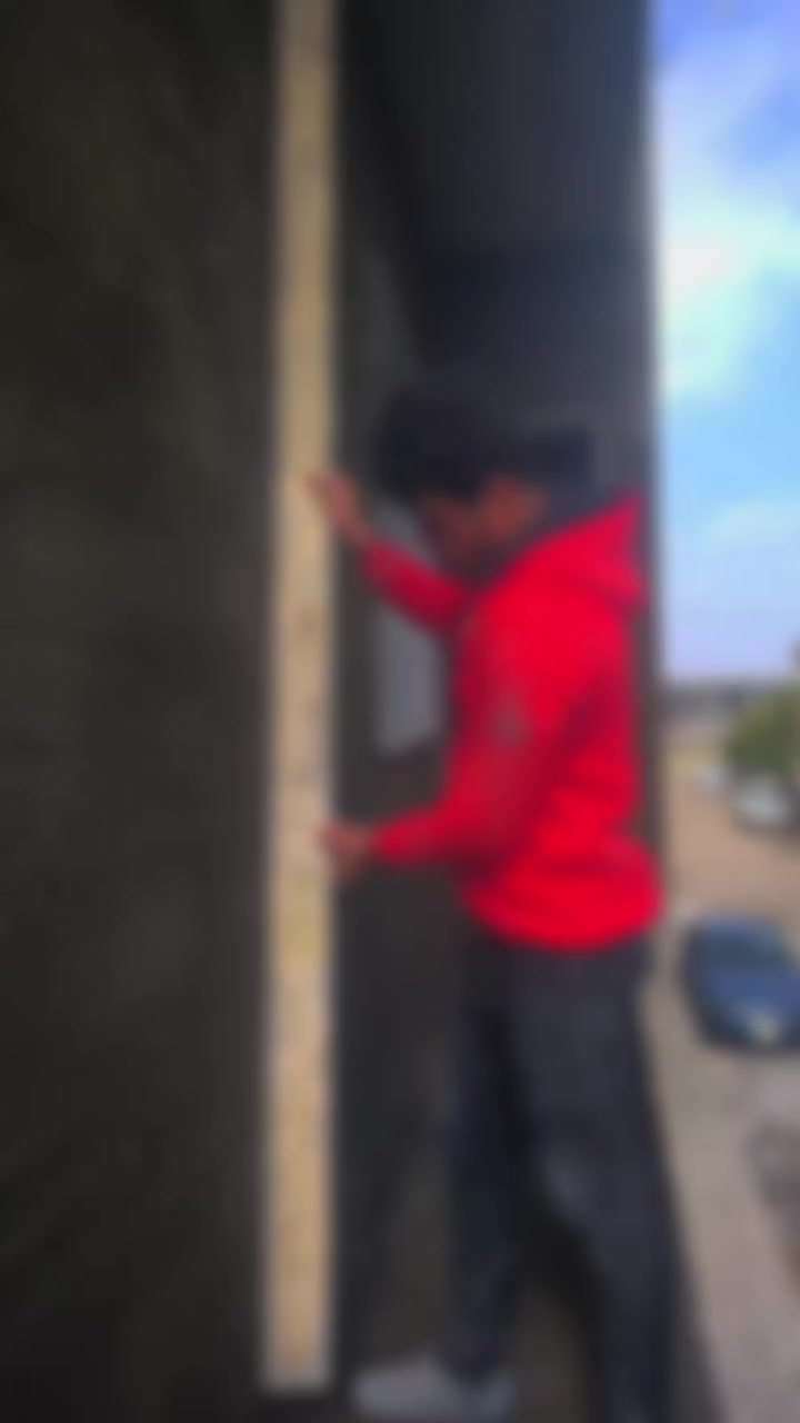 سلام عليكم كادر لبخ متفرغ حالياً متر3,5 لبخ وجهين 
***********3الرزق على الله
