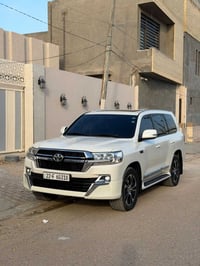 لاندكروز GXR • ٢٠٢١ • نجف