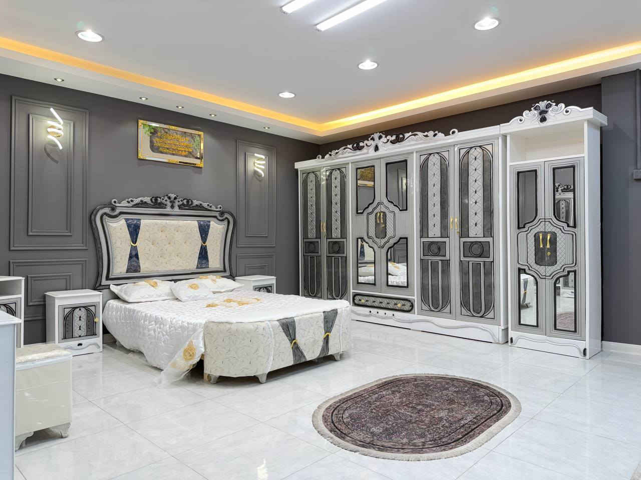 *********** للحجز والاستفسار الاتصال على الرقم متوفر الان موديلات  جديدة سارعوا الحجز 

السعر مليون دينار فقط 

سعر الشازلون الخزان 75 الف 

سعر الشازلون المقعد 50 الف 

غرفه نوم داخل معاكس خشب 3 ملم
خارج تحفير sns انديف 5 ملم

الصبغ حراري درجة اولى

6باب  متكونه من 9قطع

زاويه تصميم كنتوري بارتفاع الكنتور

السرير بلاويد اسود 6ارجل

قياس الكنتور ارتفاع 2.40 وعرض 3.20

النقل والشد مجاناً داخل بغداد 
 
يوجد توصيل الى جميع المحافضات وباسعار مناسبه

للحجز والاستفسار مراسله الصفحة
