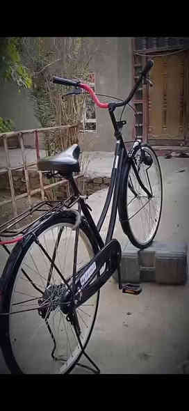 السلام عليكم 
عندي بايسكل جديد وما مستخدم هواي 

البايسكل كلشي بيه تمام ومابي أي عيب.

🔹 حالته: جديد

🔹 السعر: (80) وبي مجال

🔹 رقم : ***********

للي يريد شي نظيف ويتونس، يخابر أو يدز مسج عالخاص.

الجادين فقط
