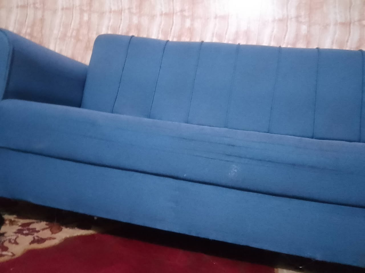 ديوان نظيف جدا سعر 230 تسع نفرات كربلاء حي العسكري العابد ***********
