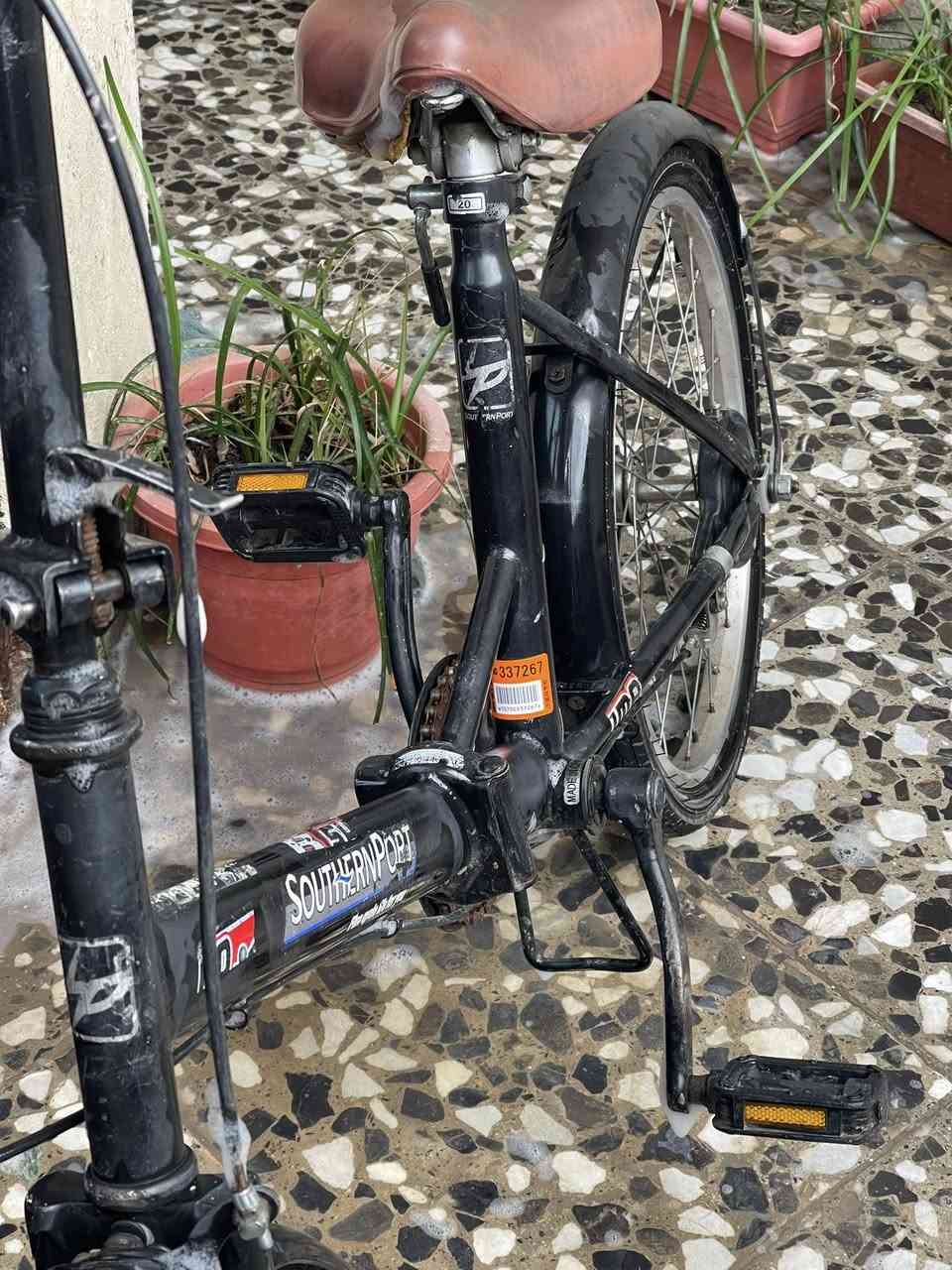 بايسكل حجم 20
بايسكل يطبك ما بي اي مشكلة 

 بايسكل BMXgtr
بايسكل جبلي يجي كير ٧ سرعات مع قفل بايسكل كامل مكمل ما عده البريك الخلفي يرادله تبديل 
سبب البيع عدم التفرغ
 المكان بغداد الحرية للتواصل *********** واتساب
