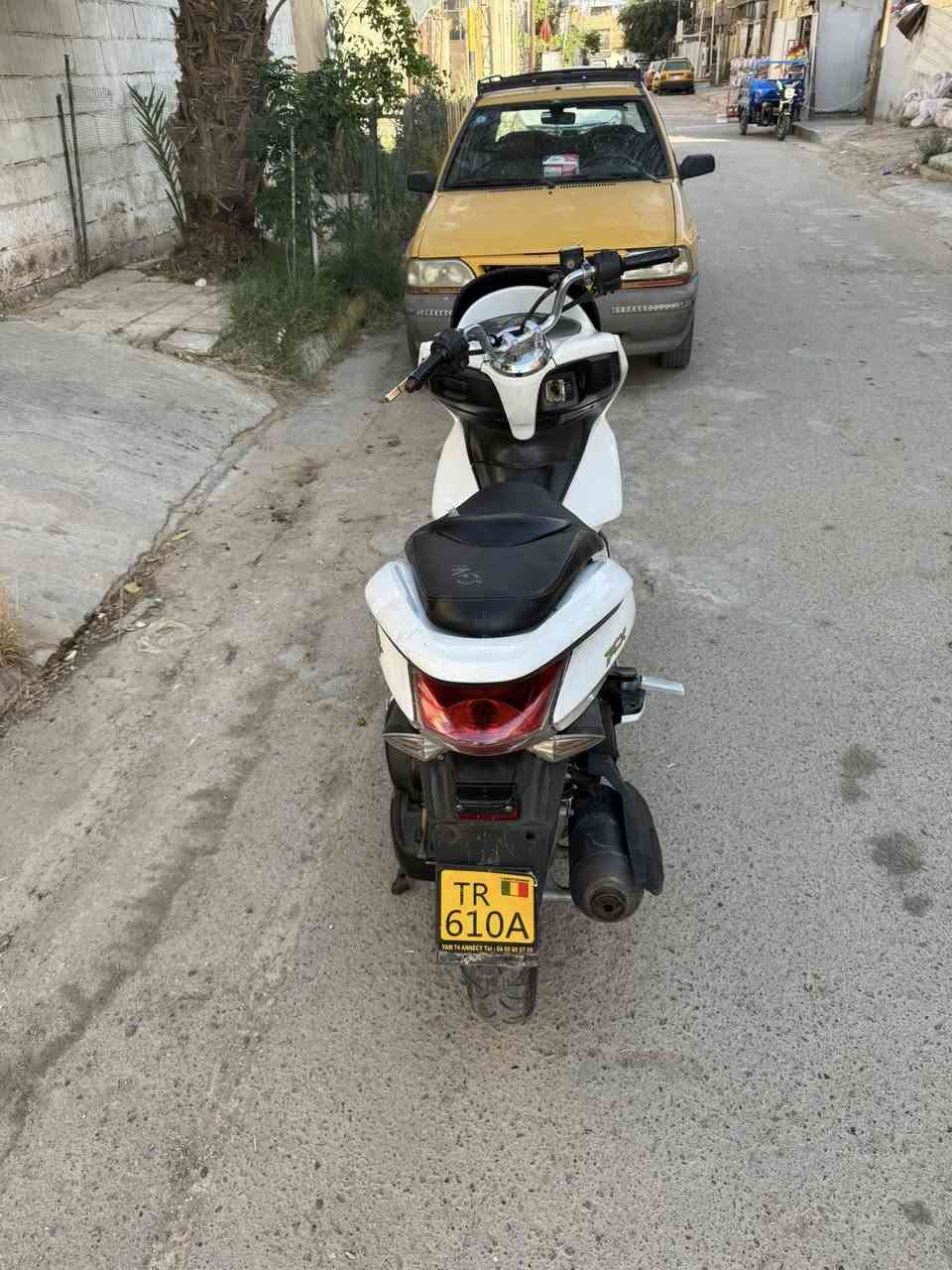 سلام عليكم بي سي اكس دراجه مكينه حلوه كلها شغاله بيها نقوصات بسيطه جيل الاول يباني مكانها بغداد الشعله السعر 850بيها مجال بسيط رقمي ***********
