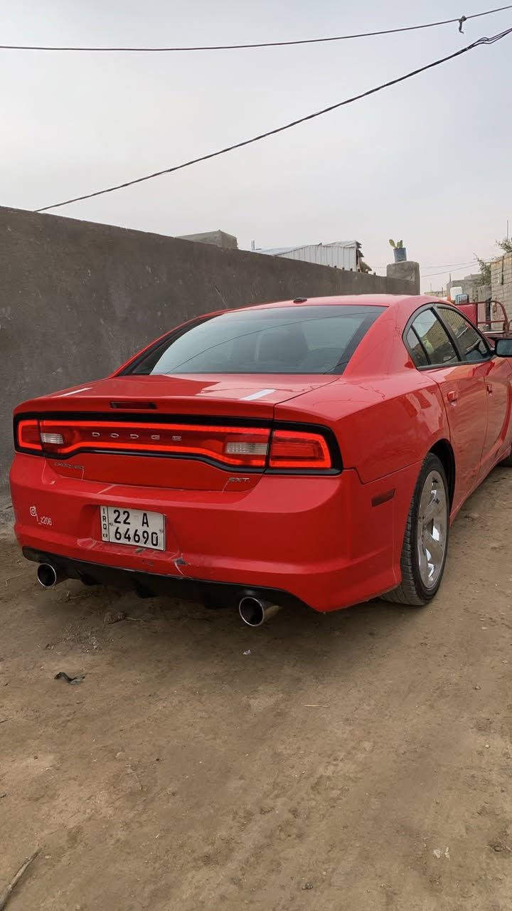 سلام عليكم للبيع جارجر 2014 مكينه 3.600 فول مواصفات عده الفتحه كير طياره شاشه كبيره كامره رقم اربيل جديد تحويل مباشر كير مكينه حداديه بشرط  السياره بيها 3 قطع 
بجم كبس حادثها دوسات فقط بدون ايرباك ولادواخل 
السعر 155$
مكان السياره بابل- شوملي

‭0771 836 6112‬
