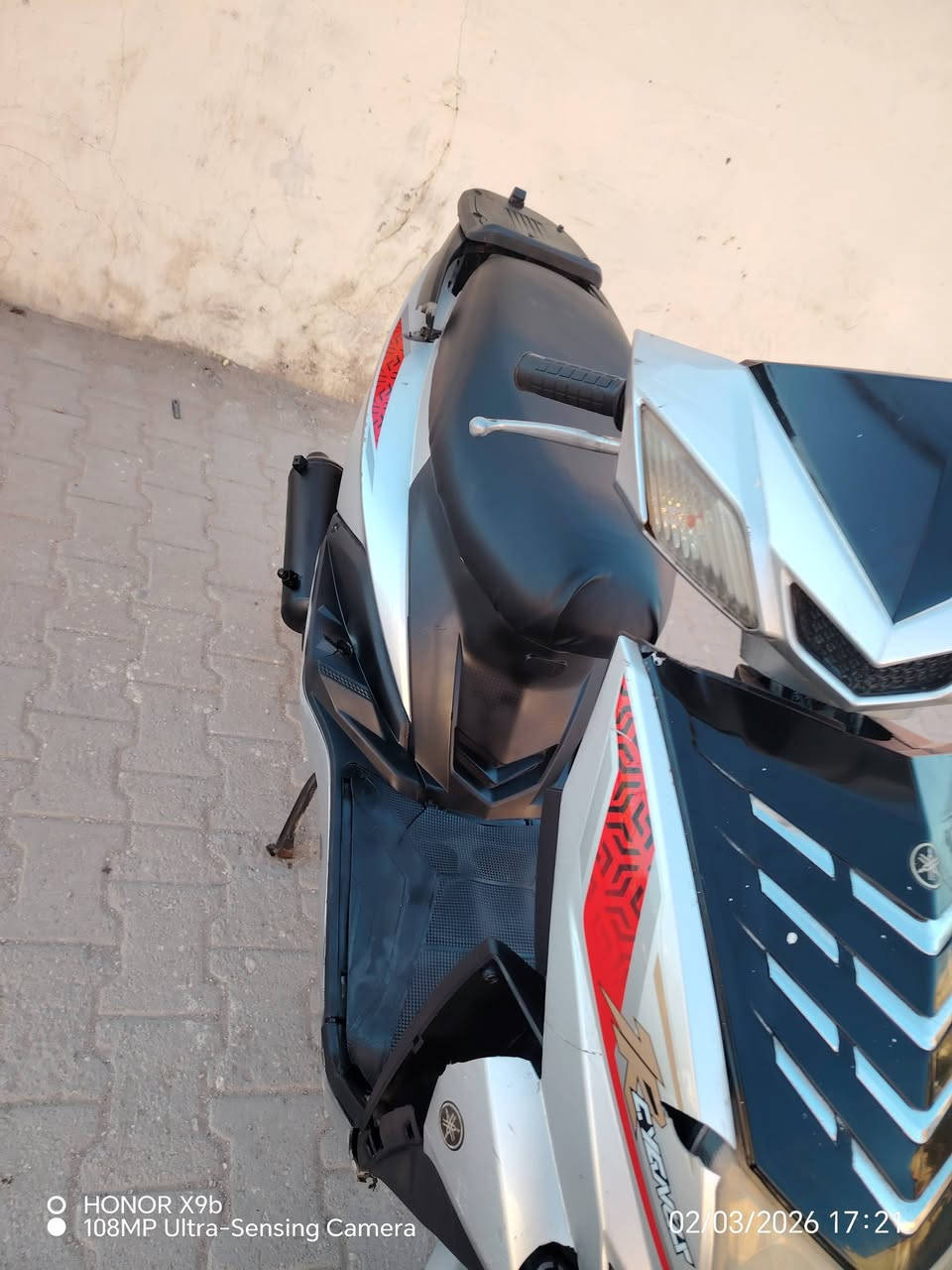 دراجه سكنس احلى من الصور برغي مامفتوح بيهه *********** كامله من كلشي سلف لايتات اشاير سعرهه 300 بيه مجال
