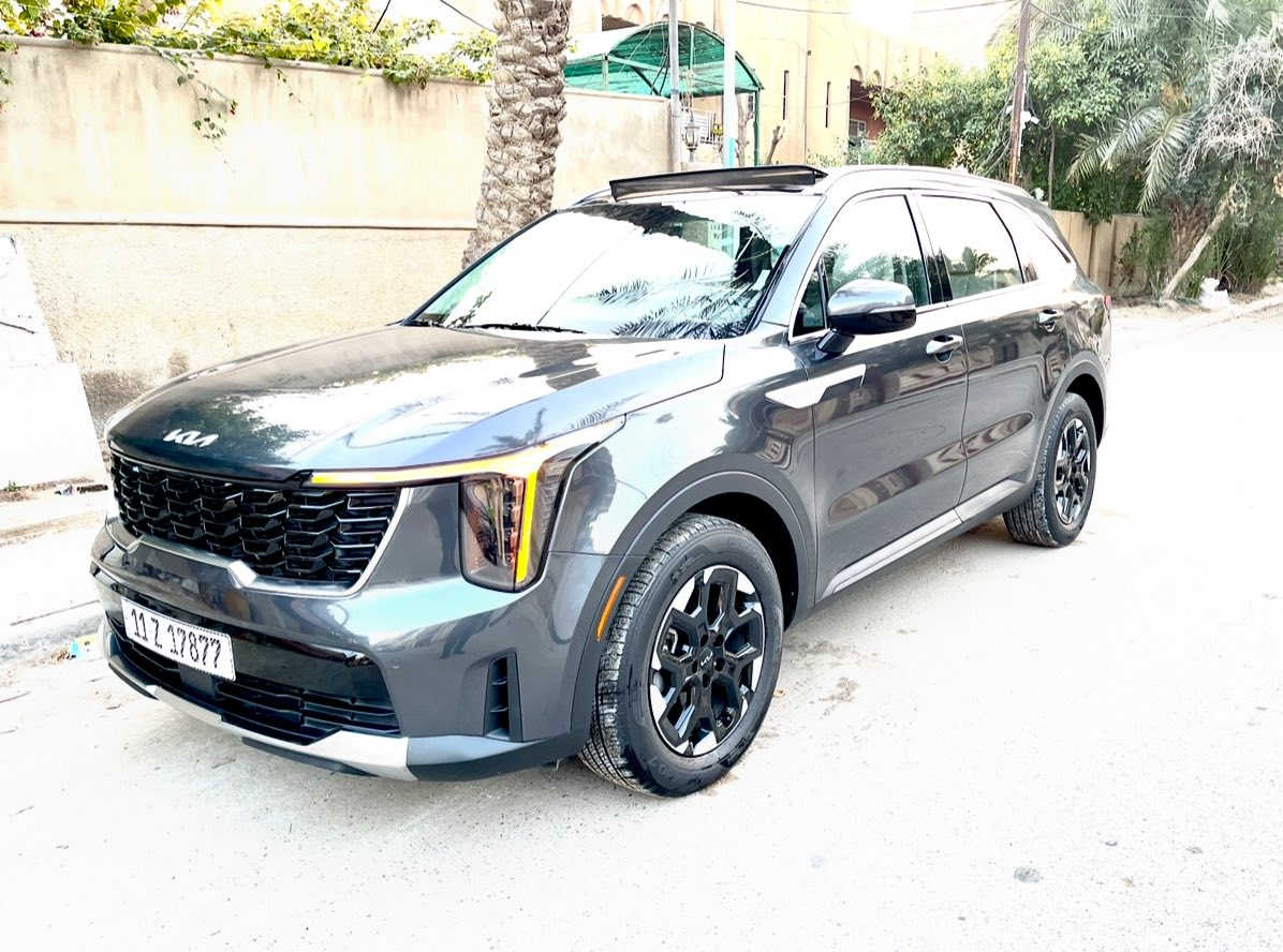 للبيع
كيا سورنتو 2024 الجاملغ مضروب والباب فقط مفتوح بدون دواخل نهائياً جاملغ شديتله بلادي ونفس اللون جبته بس نصبغ كله والباب بلادي امريكي يعني قطعتين صبغ فقط وبجم كبس بلادي والسيارة مناقصه برغي جديدة جداً مكفولة حتى من الشخط ماشية 13 الف يعتبر قليل الممشة ولون فيلي السيارة
ورقم بغداد الجديد اب اسمي تحويل ثاني يوم
المواصفات:
بنوراما 
بصمة تشغيل مع بصمة ابواب
كشنات جلد ابيض مع كرسي السائق كهرباء
تدفئة بالكشنات
7 راكب السيارة  
رادارات 360 درجة‌
حجم المكينة 2500
شاشة ابل كار بلي
شحن واير ليس
هاند بريك دكمة
اوتو هولد
تحديد مسار وقيادة ذاتية
تشغيل عن بعد
توصيل usb بالكشنات
لايت زينون LED
السعر 275 وبيه مجال
للاتصال *********** 
‏‌‎
‏‌‎
