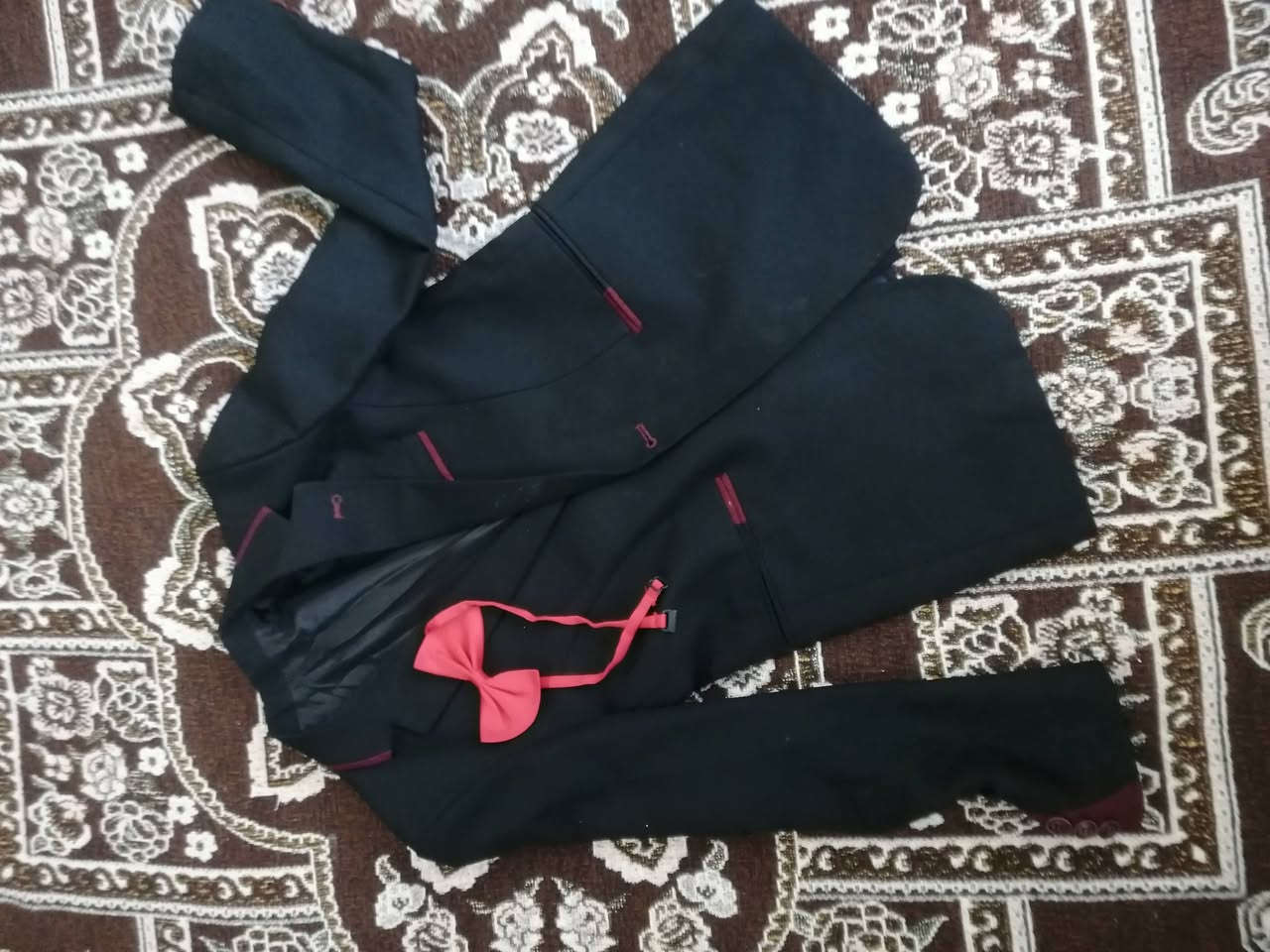 قوط ولادي شرط نظافه وماركه واكو ستره فقط الستره 5


**إذا كنت صاحب هذا الإعلان وتريد حذفه لأي سبب، رجاءا أرسل رسالة إلى الدعم الفني**