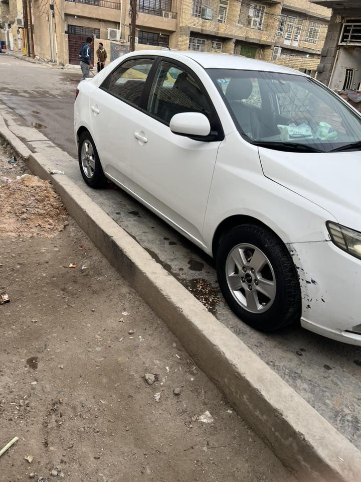 سلام عليكم شباب
كيا سيراتو ٢٠١٣ خليجي بأسمي رقم بغداد 

بيهة صبغ هلال الجاملغ الخلفي والبنيد بدون اي حادث صور سونار موجودة

ما بيها اي نقص
تبريد - تدفئة - كير - محرك كفالة
صدر امامي جديد
منظومة احتراق كاملة جديدة
تحكم ستيرن جهتين
كير ٦ نمر 
عنوان بغداد الكرادة
السعر ٩٣ 
***********
