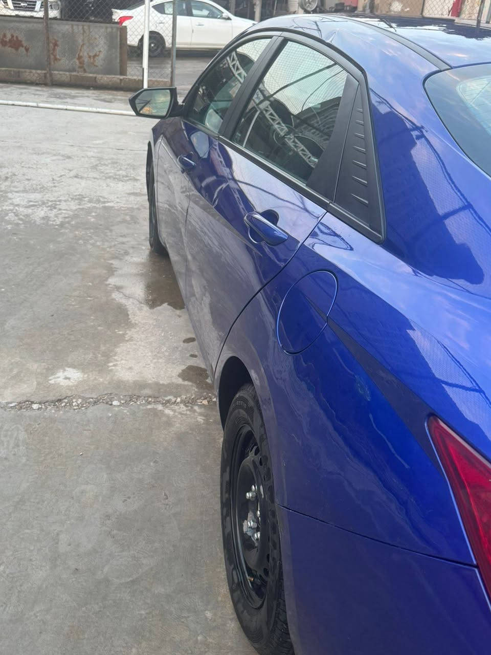 السلام عليكم
النترا 2023
وارد امريكي
ماشيه 86 كيلو متر
حادثهة جاملغ خلفي وشويه من قبق الجنطه معمرات نفسهن
مواصفات
مكينة 2000 دوش
بصمة تشغيل وابواب
شاشه كبيره متصل ديجتل 

كار بلي 
رادار امامي

ورادار جانبي
تحديد مسار
قياده ذاتيه
تنبيه خروج عند المسار
 فول تحكم ستيرن

رقم بغداد باسمي 
السعر (١٤٩)وبيهة مجال 
العنوان بغداد 
***********
