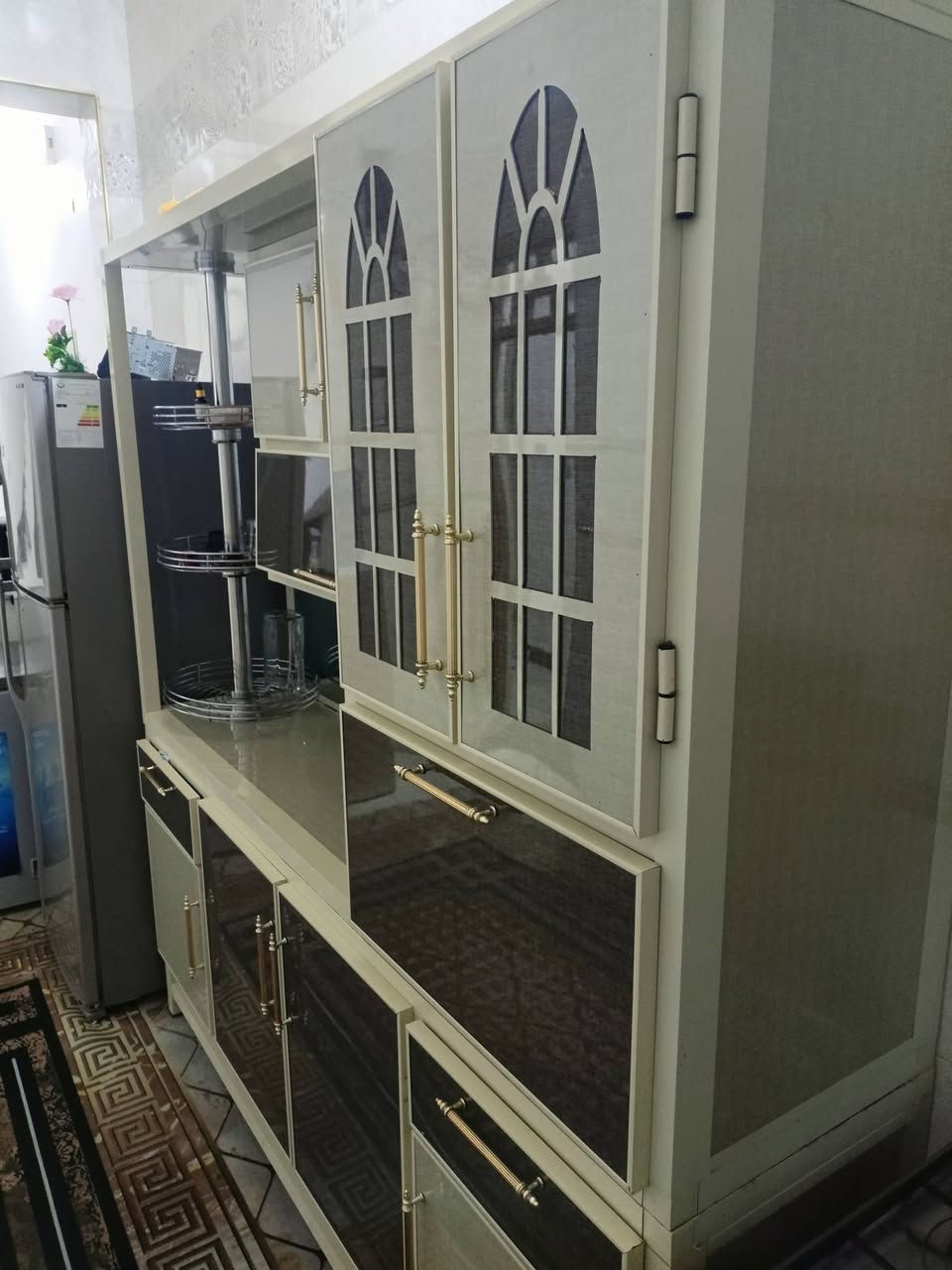 غراض بيت للبيع
مجمدة  شينون 150 ع فحص بشرط مامصلحة 

ثلاجة توشيبا  150 ع فحص 

طباخ 30 الفرن شغال 

كاونتر 400 2متر + سنك متر الله شاهد احطاطة وبعدة جديد لاكسر ولاشخط 

***********
