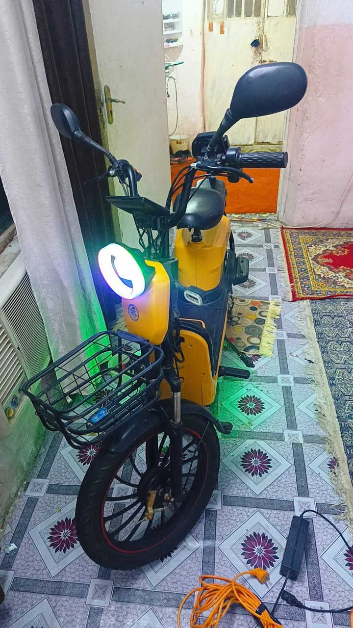 دراجه شحن نضيفه اخت الجديده مكاني بغداد سعر 300رقمي بي واتساب ‏‪***********‬‏
