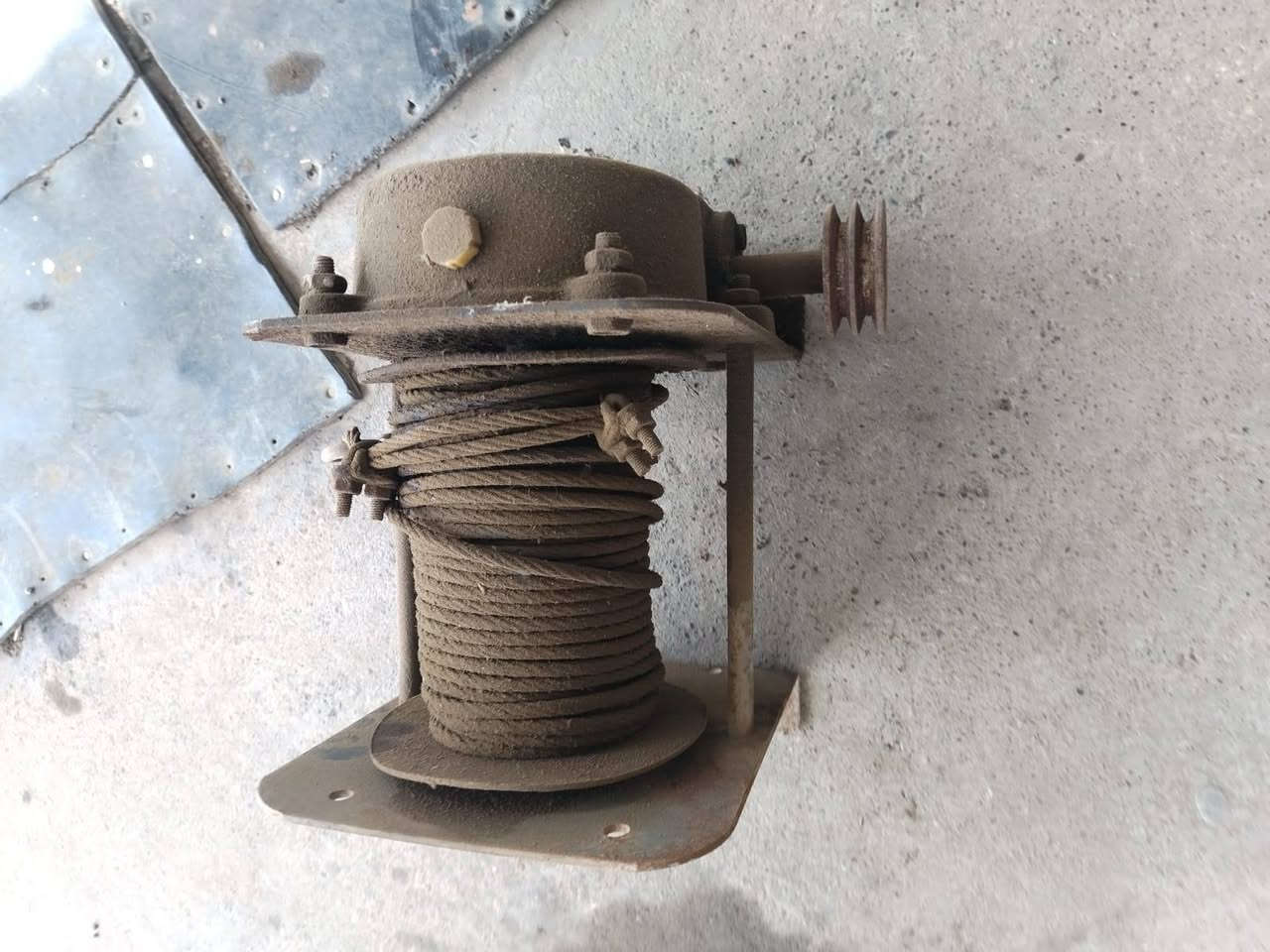 السلام عليكم بكره سحب سيارات كير بوكس وخصوصن لهل الكرينات ***********
