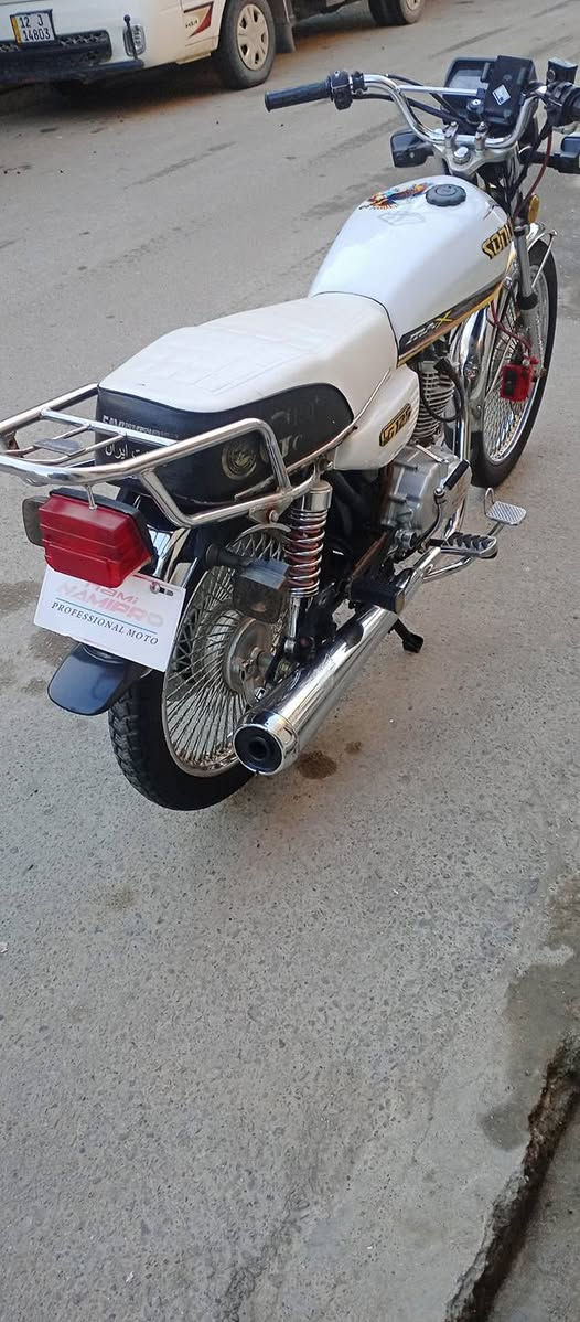 السلام عليكم ماطور للبيع تايكره ماطور جديد كل شي ما يراد له كله شغال سعر 450 وبي مجال بسيط شرايجي خاص***********✌🏻
