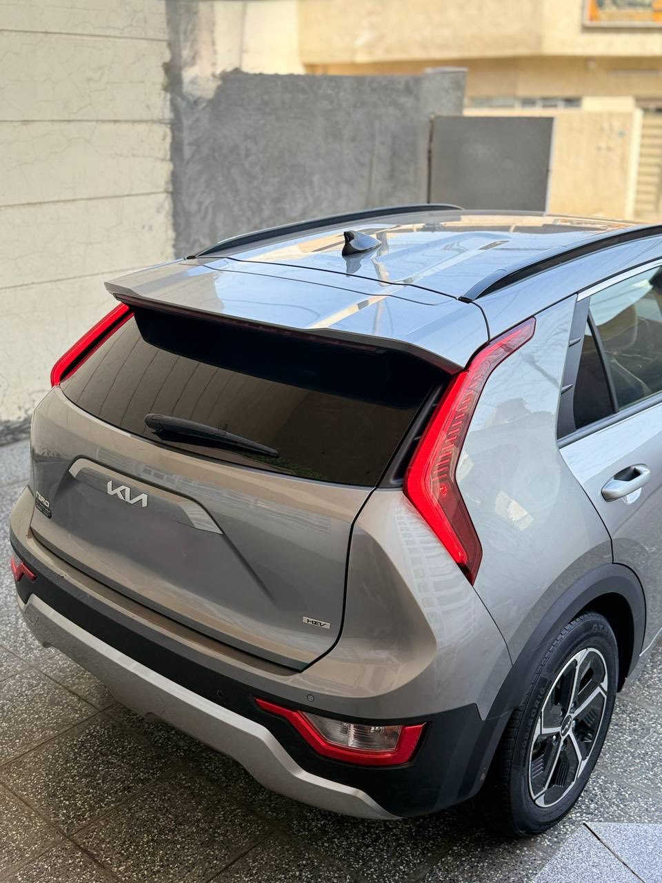 السلام عليكم
كيا نيرو 2023
وارد أمريكي 
فول مواصفات عدا الفتحه 
كشن مخمل وجلد 
كشن كهرباء 
طاك ايرباك الدرگه وراجع سستم  
حادث فقط البنيد البنيد بدون جاملغات 
جديده جداً محرك 1600 هايبرد  
السعر : 155$
المكان : بغداد العامريه او اليرموك 
للاستفسار : ***********
 بهاء ابو علي
