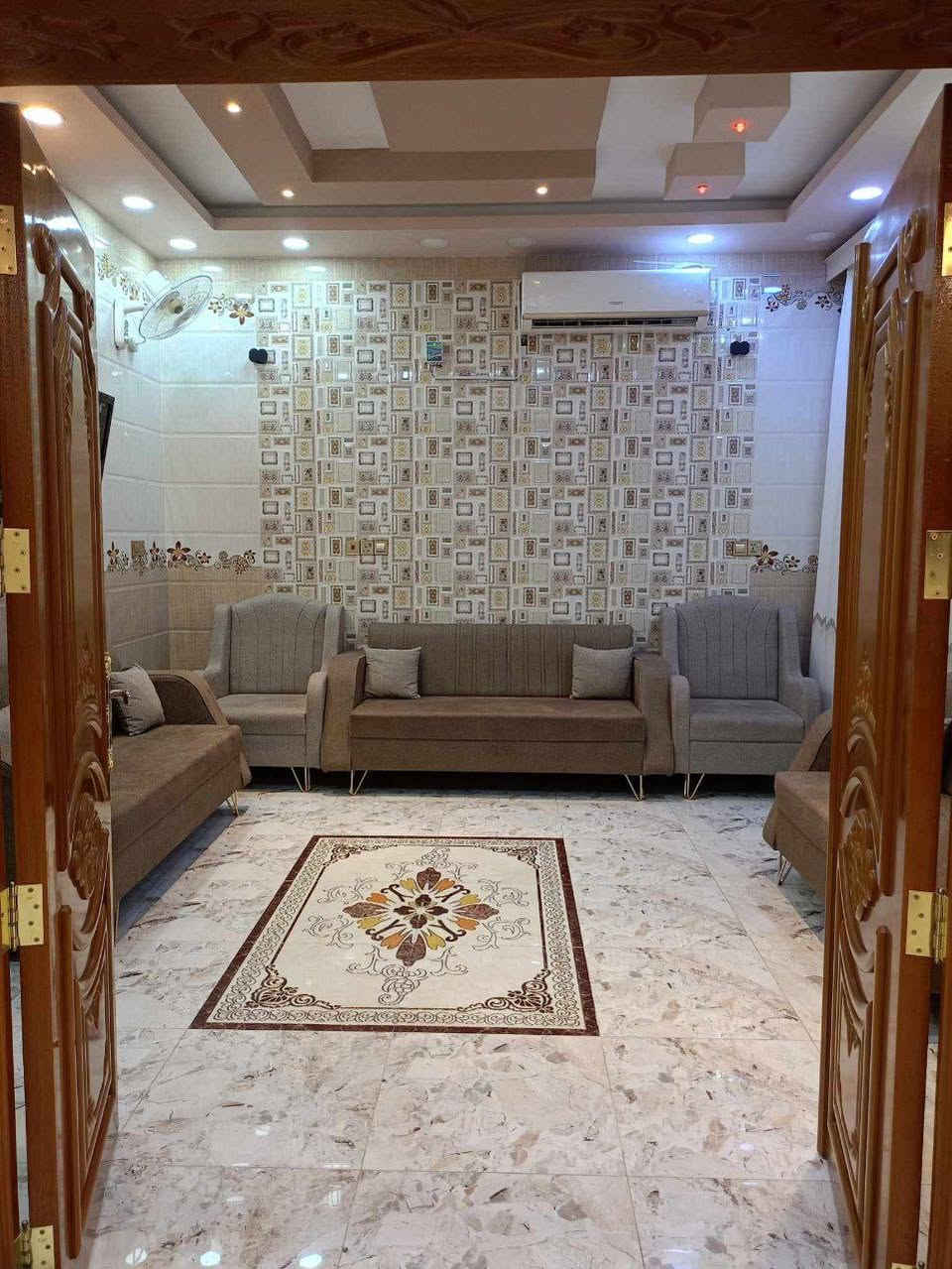 تخم ١٠ مقاعد للبيع نظيف تزكام مشتغلي ٧٥٠ وبي مجال


**إذا كنت صاحب هذا الإعلان وتريد حذفه لأي سبب، رجاءا أرسل رسالة إلى الدعم الفني**